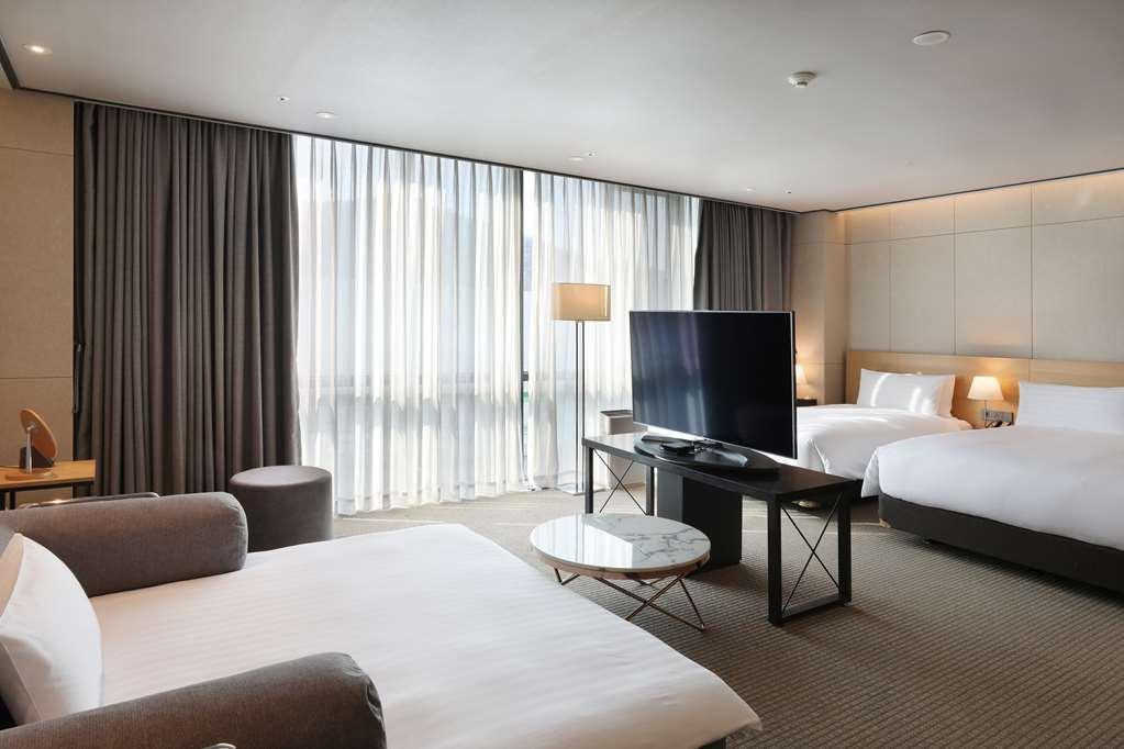 Orakai Cheonggyesan Hotel, BW Premier Collection Seúl Habitación foto